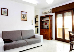 Fiumicino Cozy Family Apartment - One-Bedroom Suite - Sleeps up to 4 Fiumicino